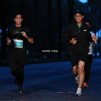 Runner Photo 7741656