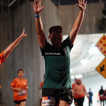 Runner Photo 7741659