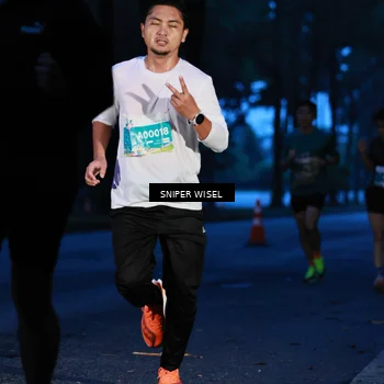 Runner Photo 7741660
