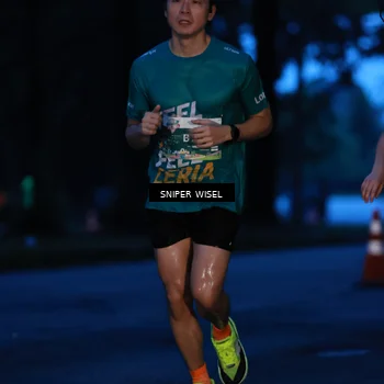Runner Photo 7741667