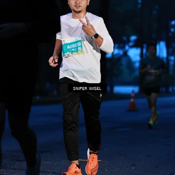 Runner Photo 7741676