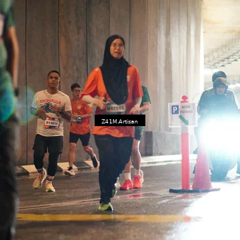 Runner Photo 7741702