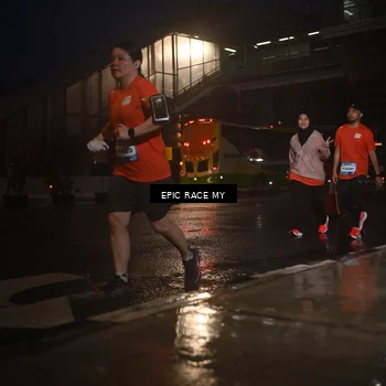 Runner Photo 7741710