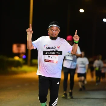 Runner Photo 7741718