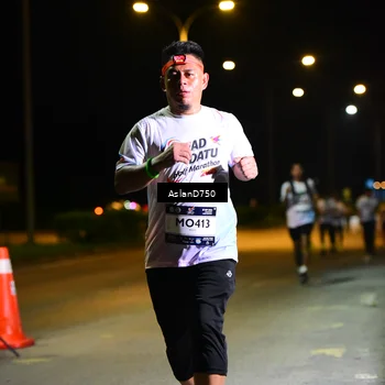 Runner Photo 7741733