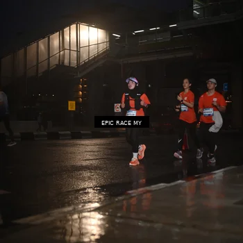 Runner Photo 7741796