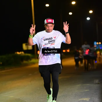 Runner Photo 7741850