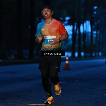 Runner Photo 7741867