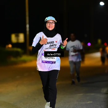 Runner Photo 7741914
