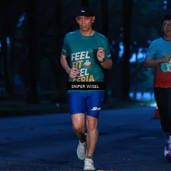 Runner Photo 7741946