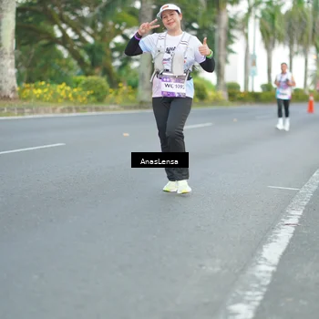 Runner Photo 7741951