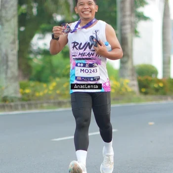 Runner Photo 7741966