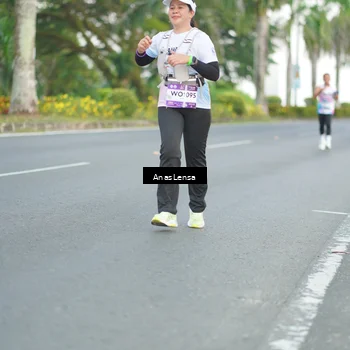 Runner Photo 7741970