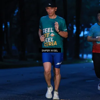 Runner Photo 7741976