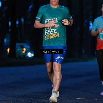Runner Photo 7741994
