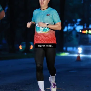 Runner Photo 7742004