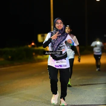 Runner Photo 7742018