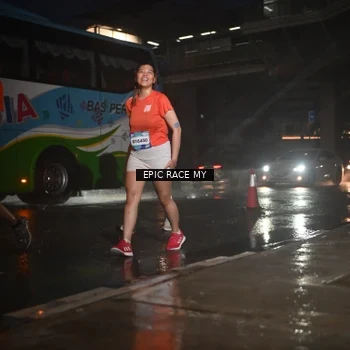 Runner Photo 7742030