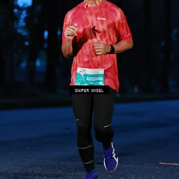 Runner Photo 7742037