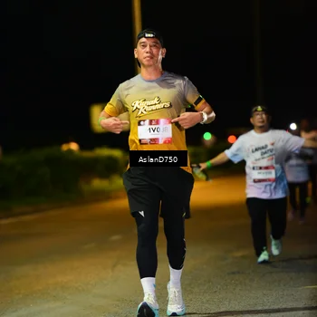Runner Photo 7742042