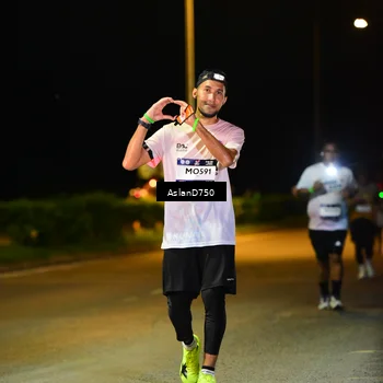Runner Photo 7742043
