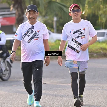 Runner Photo 7742073