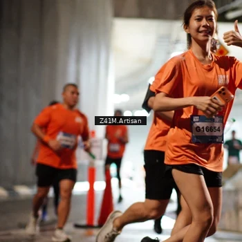 Runner Photo 7742084