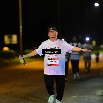 Runner Photo 7742092