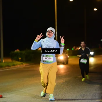 Runner Photo 7742111