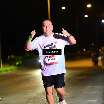 Runner Photo 7742134
