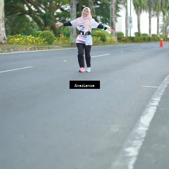 Runner Photo 7742141