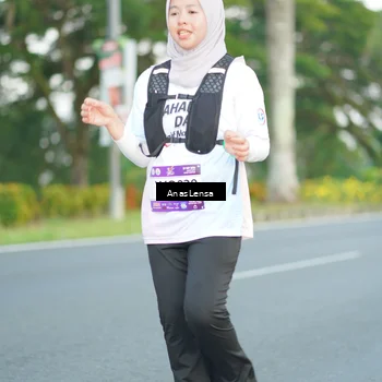 Runner Photo 7742142