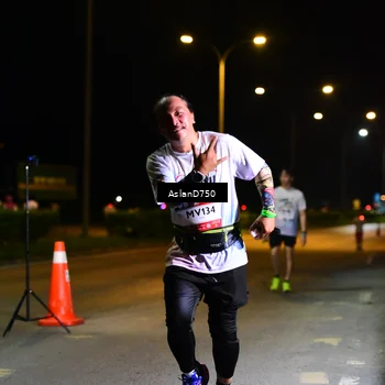 Runner Photo 7742149