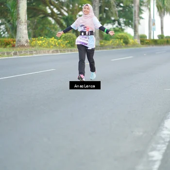 Runner Photo 7742150