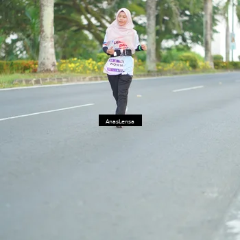 Runner Photo 7742164