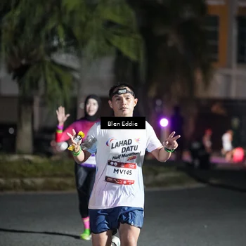 Runner Photo 7742170