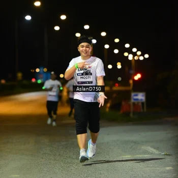Runner Photo 7742183