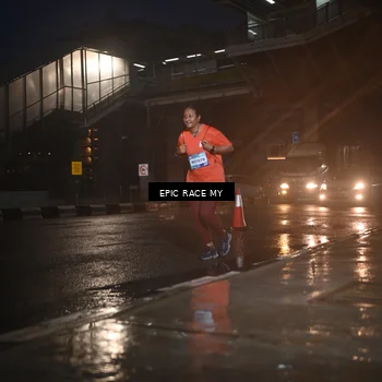 Runner Photo 7742185