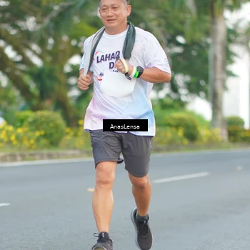 Runner Photo 7742195