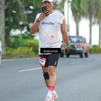 Runner Photo 7742209