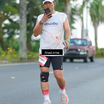 Runner Photo 7742212