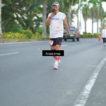 Runner Photo 7742220
