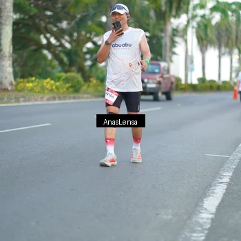 Runner Photo 7742223