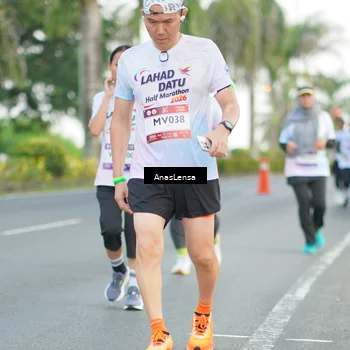Runner Photo 7742245