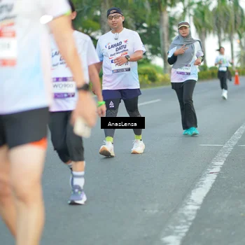 Runner Photo 7742251