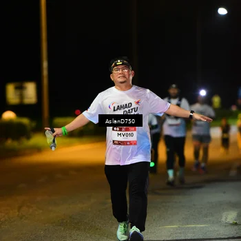 Runner Photo 7742253