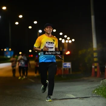 Runner Photo 7742260