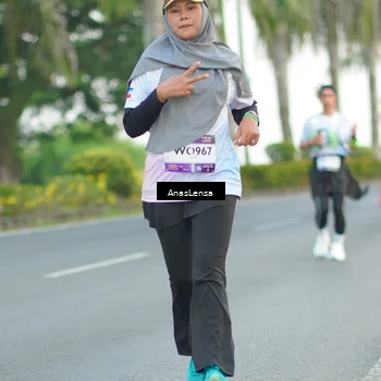 Runner Photo 7742262