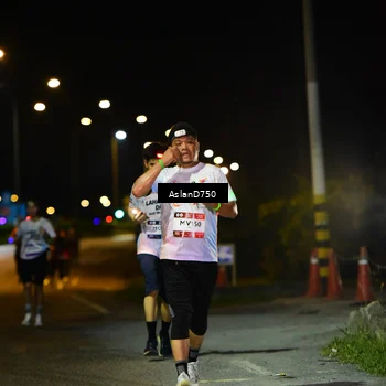 Runner Photo 7742263