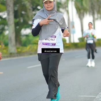 Runner Photo 7742270